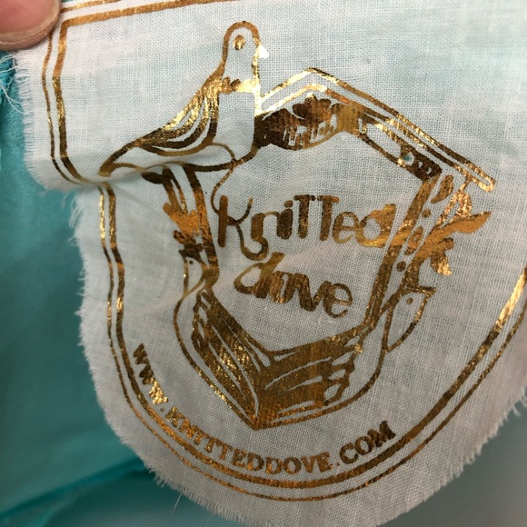 XS Knitted Dove Aqua Scalloped V-Neck Embroidered Dress - Picture 7 of 7